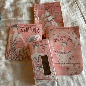 Fashion forms set of four nwt